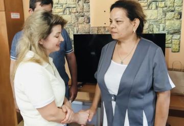 Совместно с заместителем Председателя Правительства Херсонской области С.Н. Черевко мы посетили ФКУ «ГБ МСЭ по Херсонской области» Минтруда России, чтобы лично поздравить коллектив учреждения с заслуженными наградами