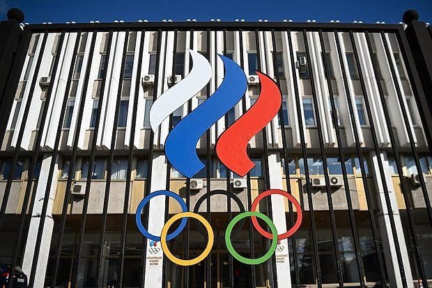 МОК отменил рекомендации об ограничениях в отношении российских спортсменов