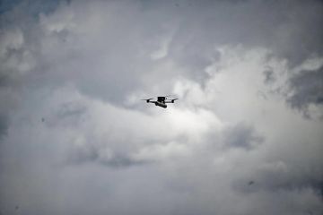 При атаке дрона ВСУ в Таврийске повреждены коммунальное предприятие и самосвалы