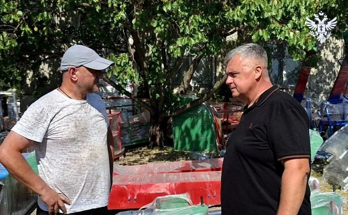 В Нижнесерогозском округе обустраивают шесть детско-спортивных площадок