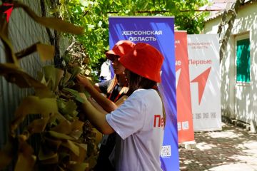 Первые приняли участие в мастер-классе по плетению маскировочных сетей