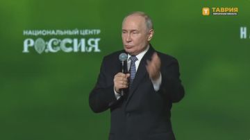 Самое важное — это душа ребенка, формирование его взглядов на жизнь, на отношение к обществу и людям, подчеркнул Президент России