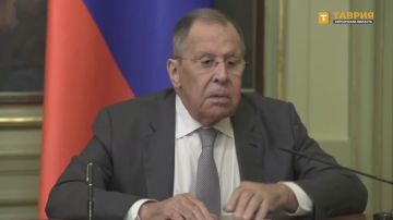 Атаки ВСУ на гражданские суда в Азовском море — это чистой воды терроризм, подчеркнул Сергей Лавров