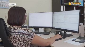 Отделение Соцфонда России по Херсонской области организовало два потока выплат пенсий и социальных пособий на банковские карты