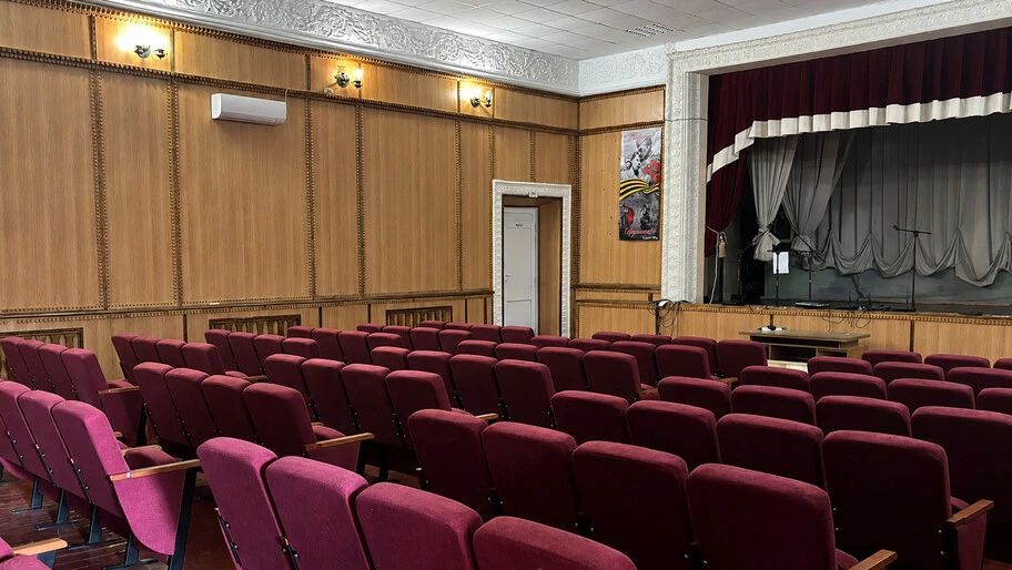 В Доме культуры Каховского округа появилось новое светозвуковое оборудование