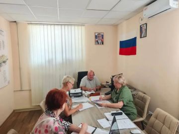Владимир Оганесов: Рабочая поездка в г. Таврийск: контроль цен и наполнения торговой сети на постоянном контроле