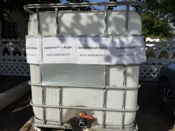 По поручению главы Великолепетихского округа Ольги Барановской в селе Рубановка, на территории Водоканала ( центр села), завершена установка ёмкости для технической воды