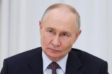 Путин подписал указ о дополнительных мерах поддержки учителей