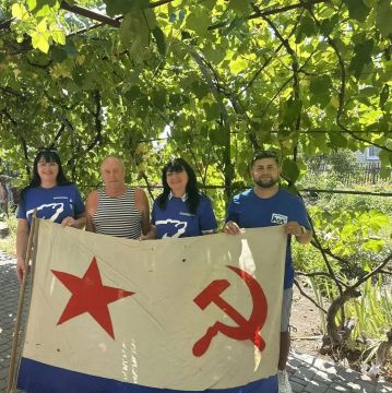 В с.Вольное прошла акция чествования ветеранов и семей военнослужащих в рамках Дня Военно-Морского Флота