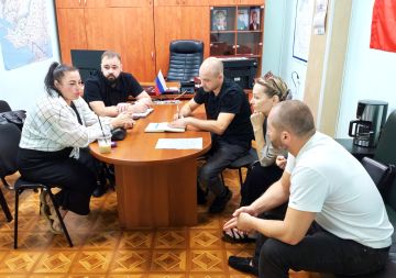 Павел Филипчук: На связи с людьми: прошла встреча с жителями Новокаменки по вопросам обеспечения электро- и водоснабжением