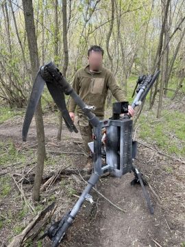 Сбитый нашими штурмовиками украинский ударный тяжелый дрон Heavy Shot