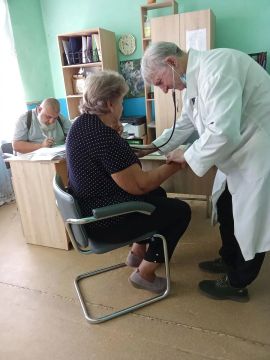 Врачи Горностаевской ЦРБ провели выездной прием жителей села Константиновка