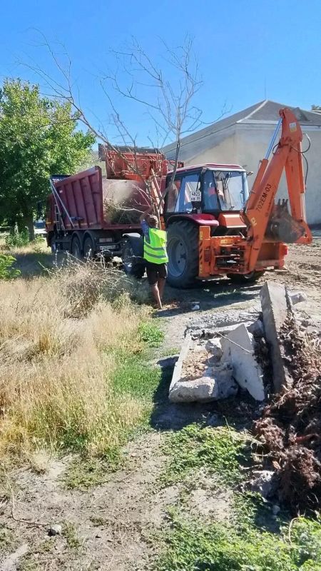 Благоустройство Генического округа: итоги трёхдневной работы МКУ «Азовкоммунсервис»