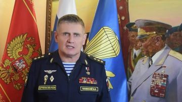 Енот из Херсона: Поздравление командующего Воздушно-десантными войсками Героя России гвардии генерал-полковника Теплинского Михаила Юрьевича с 96-й годовщиной образования Воздушно-десантных войск!
