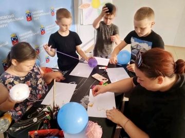 В Тавричанском сельском доме культуры отметили День дружбы