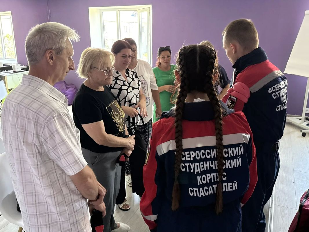 Сотрудники Генической и Новотроицкой ТИК и УИК прошли обучение по тактической медицине