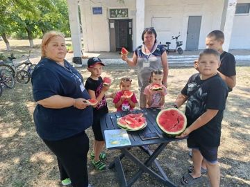 В селе Дудчино провели праздник «День весёлого арбуза!»