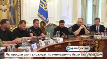 Пан потужный внезапно заметил, что у сарая нет одной стены ракеты не дают, потому что на незалежную давят