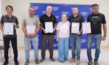 Татьяна Томилина: В канун Дня строителя Благодарственными письмами Херсонской областной Думы отмечены сотрудники ГКУ УСС ХО «Облремстрой»