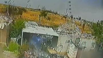 Андрей Руденко: Операторы ударных FPV-дронов группировки войск «Днепр» уничтожили пункты управления БПЛА ВСУ на правом берегу Днепра в Херсонской области