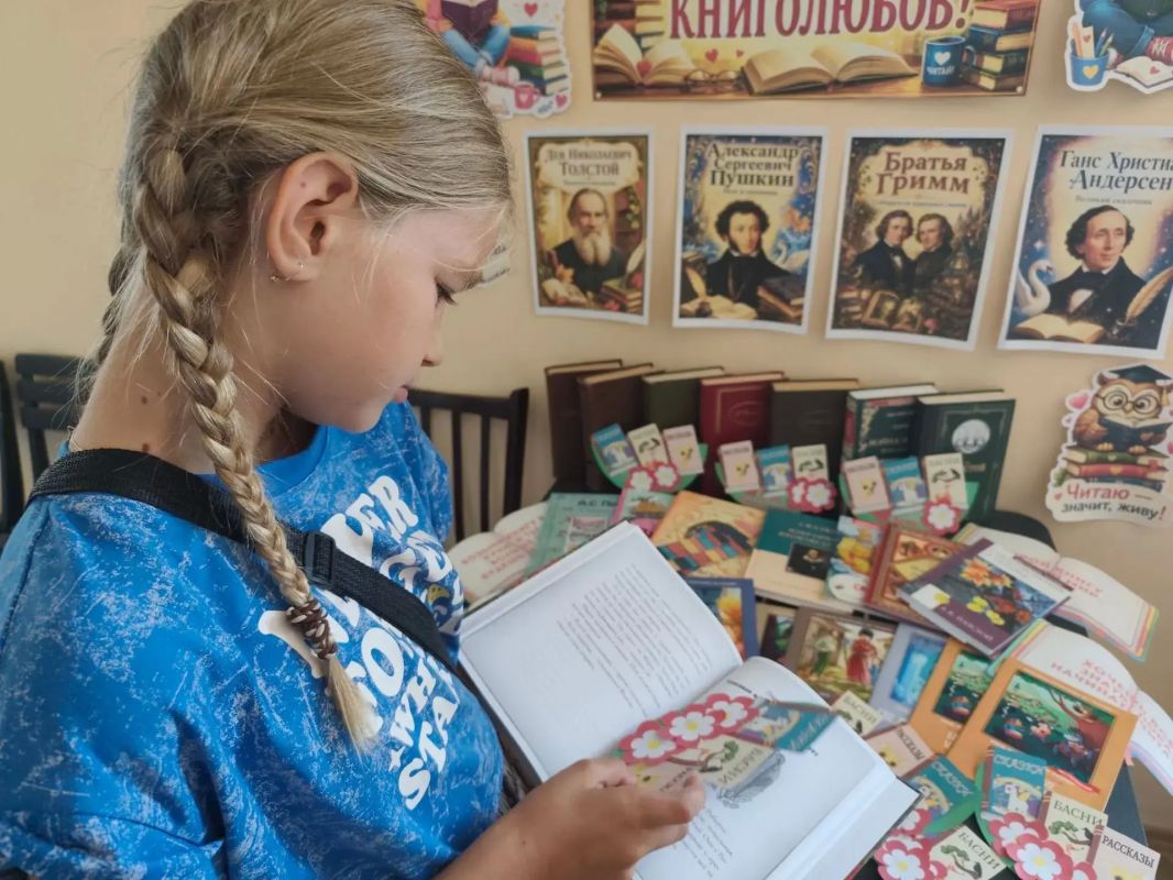 Ко Всемирному дню книголюбов в Тавричанской сельской библиотеке прошёл литературный экспресс «В стране любимых книг»