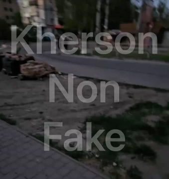 А на том берегу.... Правобережье Херсонщины: Оперативная информация с 06:00 09.08.2026 по 06:00 10.08.2026.— ХОВА В течение прошедших суток под ударами авиации и дронов, а также под артобстрелами находились: Александровка...
