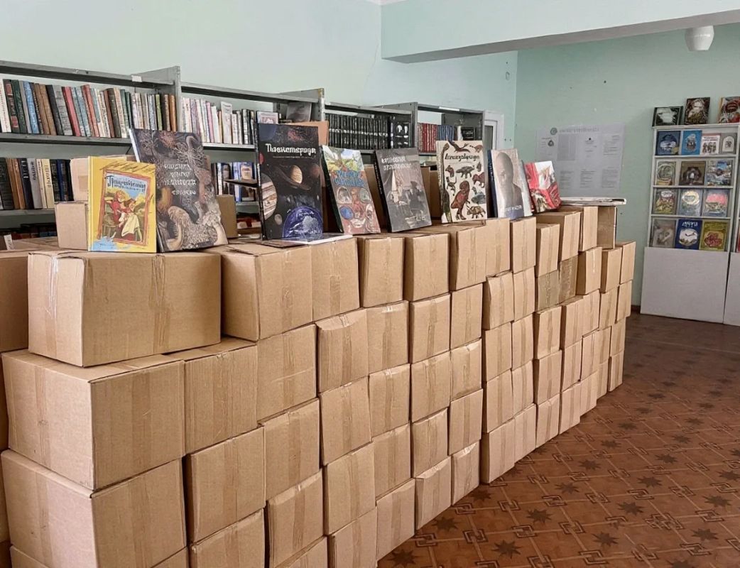В библиотеки Алешкинского округа поступили новые книги