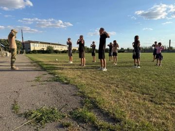 В Хлебодаровском сельском Доме культуры отметили День физкультурника