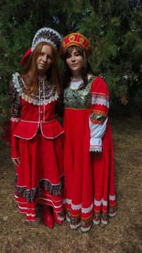 Яркий праздник дружбы и традиций: в с. Семихатка отметили День русского народного костюма