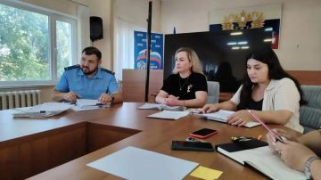 Прокурор Скадовского района Роман Гичкин принял участие в заседании комиссии по делам несовершеннолетних