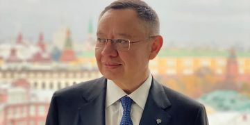 Министр строительства призвал россиян больше зарабатывать и больше рожать