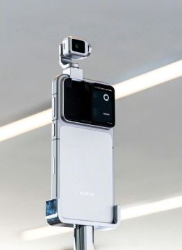Выдвижная камера 2.0: Honor довела до релиза концептуальный Robot Phone и начнет продавать его уже в этом году