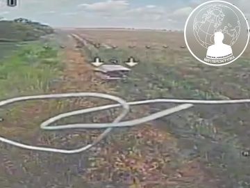 Не доехал до позиции . В тылу ВСУ разведчики 89-го танкового полка обнаружили передвижение НРТК, совершавшим подвоз на позиции противника Координаты оперативно передали ударным расчетам