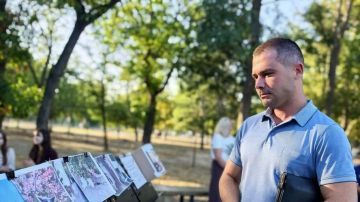 В Геническе прошла акция в поддержку бездомных животных