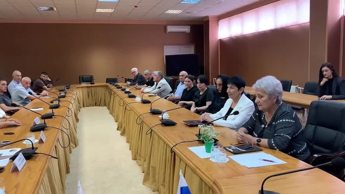 Рабочий визит Юлии Белеховой в Южную Осетию: поддержка семей участников СВО и общая работа с ветеранскими объединениями республики В Цхинвале прошла рабочая встреча Юлии Белеховой, члена совета при Президенте Российской...