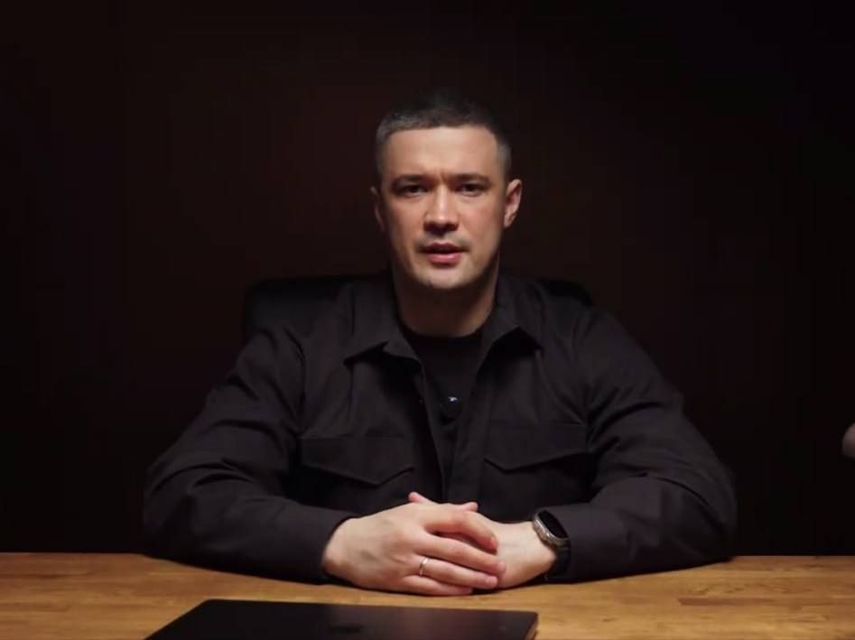 Экс-министр обороны Украины Михаил Федоров призвал разработать механизм для проведения выборов в Украине во время войны: он записал видео обращение к украинцам после месяца протестов