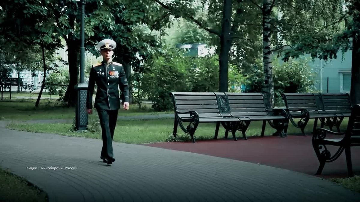 Рассказал о цене высокого звания и личных чувствах