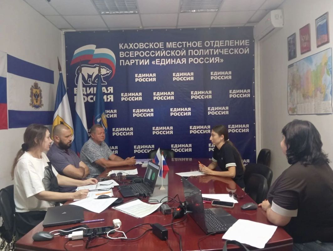 Состоялось плановое заседание комиссии по делам несовершеннолетних и защите их прав Каховского округа