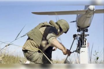 Расчеты дронов "Орлан-10" засекают и корректируют удары по ВСУ на Днепре