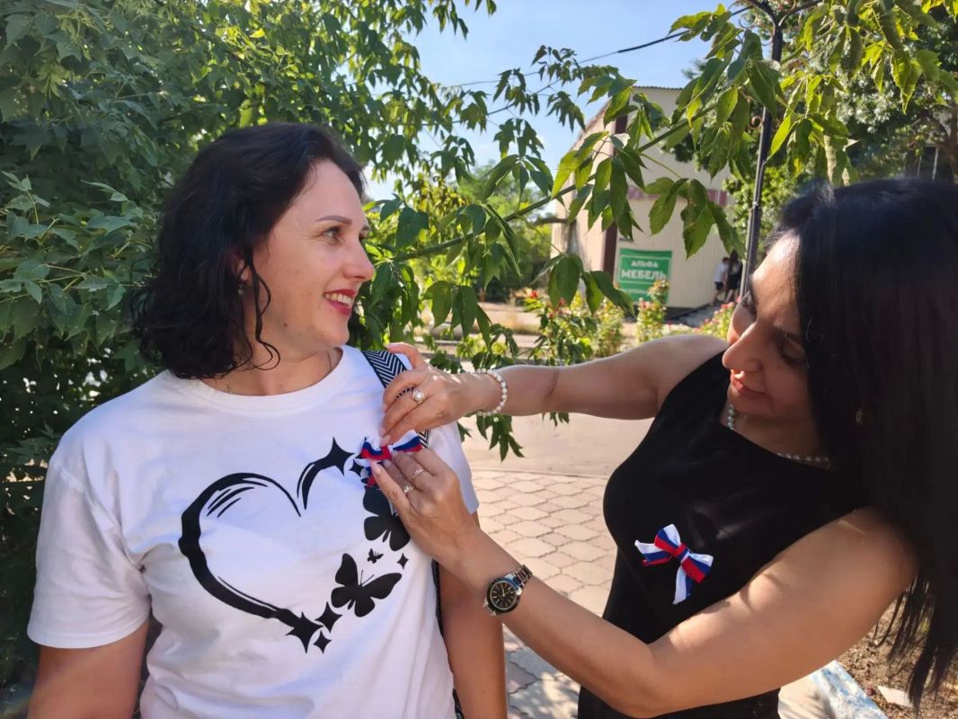 Надежда Бабешко: Акцию «Российский триколор» в преддверии Дня флага провели в Ивановке