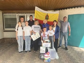 Связь в Чаплинском округе восстановлена после доставки генераторов на объекты связи, заявил Владимир Сальдо