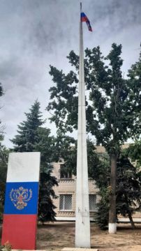 В Горностаевском муниципальном округе состоялось торжественное поднятие Государственного флага Российской Федерации