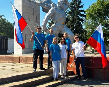 В День Государственного флага хотим поделиться нашей историей!