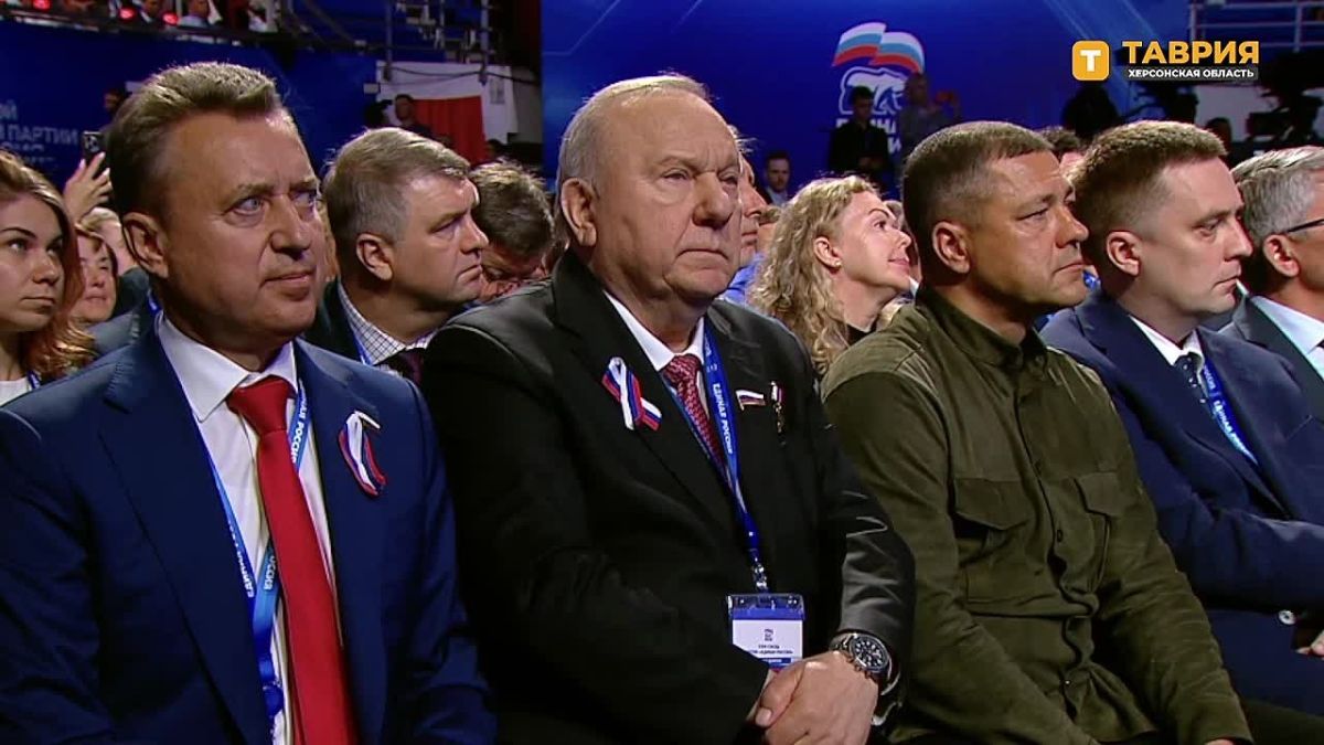 Владимир Путин: чем сложнее противнику на фронте, тем жестче атаки Киева — Победа требует сплоченности всего общества