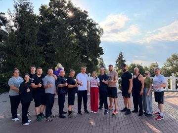 "Герои Херсонщины" начали день с пробежки и зарядки с олимпийской чемпионкой Ольгой Каниськиной
