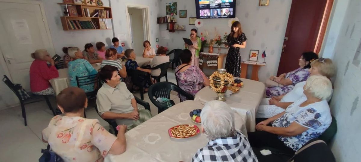 «Августовские спасы: свет, плоды и благодать» — в Великой Лепетихе согрели сердца старшего поколения