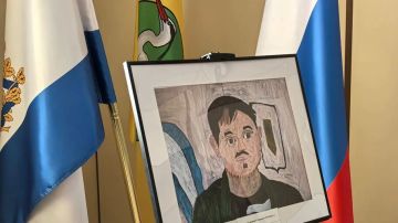 В Чаплинке открылась передвижная выставка «Герои освобожденной Херсонщины»