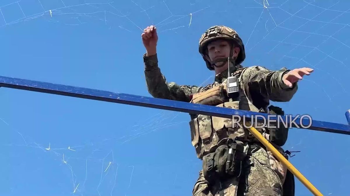 Андрей Руденко: Инженерные подразделения продолжают работы по защите логистических маршрутов и мирного населения от атак дронов ВСУ