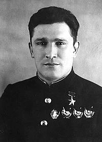 Первый дважды герой Советского Союза Борис Сафонов родился 26 августа 1915 года