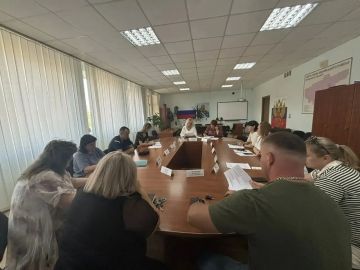 26 августа прошло плановое заседание комиссии по делам несовершеннолетних и защите их прав Ивановского муниципального округа